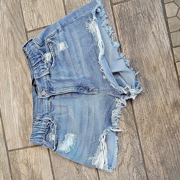 DISTRESSED jean shots size 11/30 - Picture 1 of 3